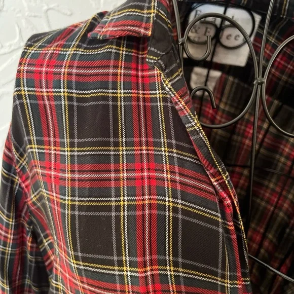Frank & Eileen “Eileen” Tartan Plaid Shirt - Picture 2 of 12